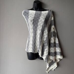 Anthropologie Moth sz One Size gray white‎ striped poncho linen knit top NWOT